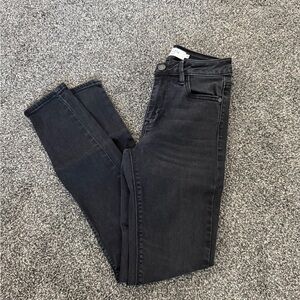 Women's Hidden Buckle Black Jeans